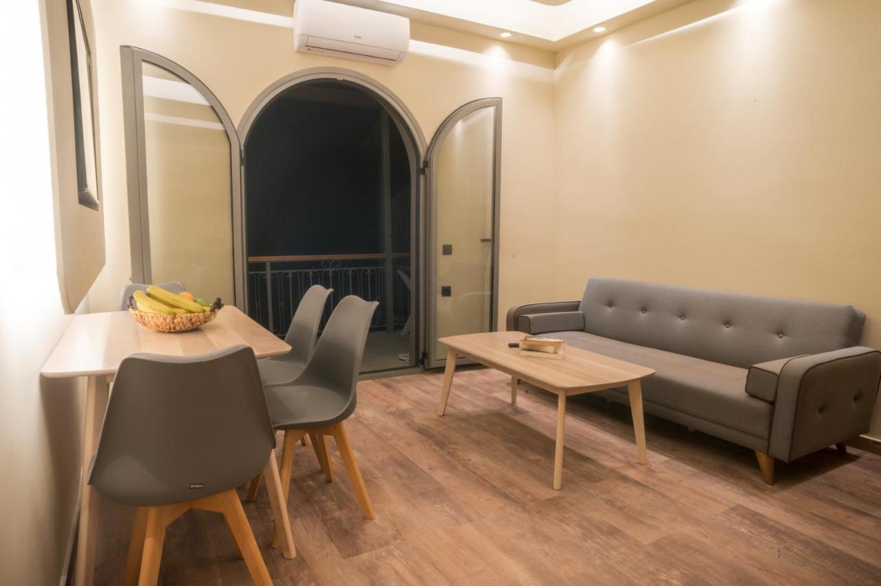 Seven Keys Luxury Suites Achílleion المظهر الخارجي الصورة