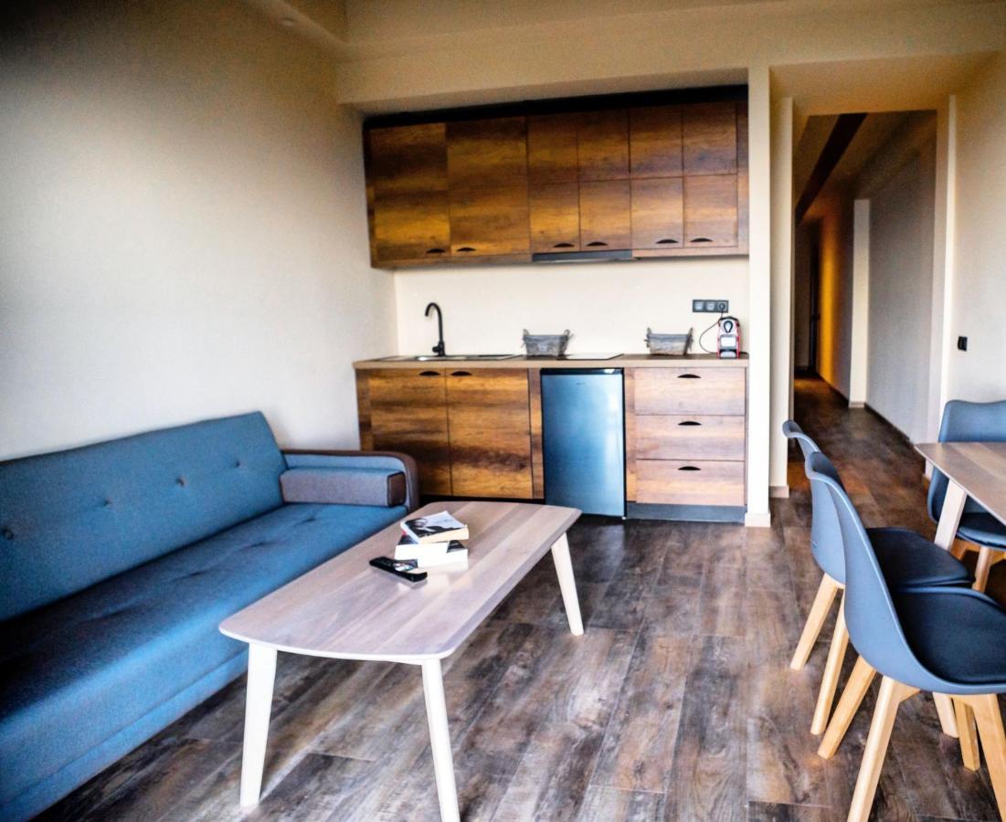 Seven Keys Luxury Suites Achílleion المظهر الخارجي الصورة