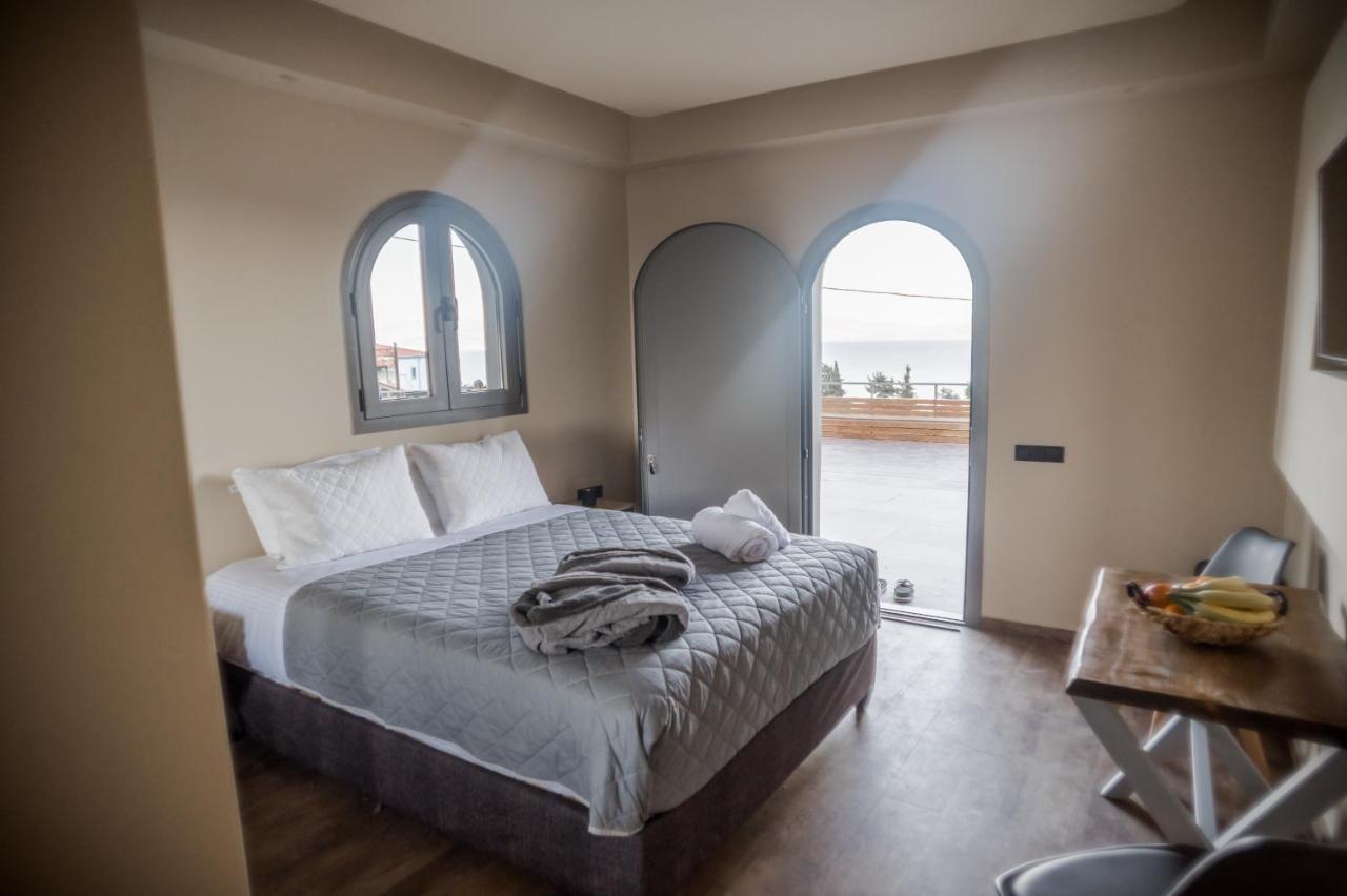 Seven Keys Luxury Suites Achílleion المظهر الخارجي الصورة